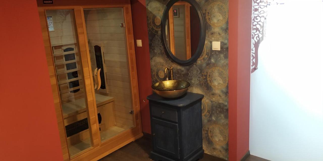 גיולה Guest House Romantika Panzio מראה חיצוני תמונה