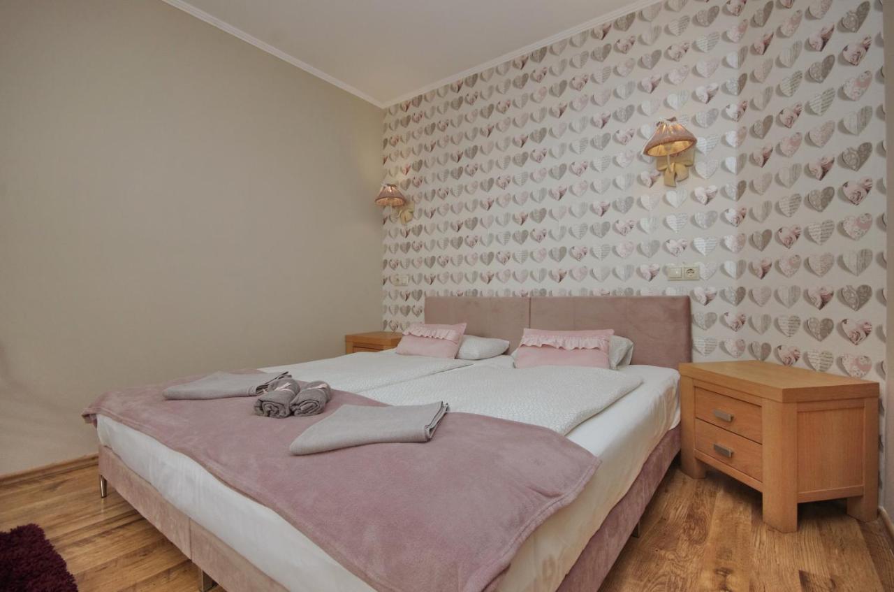 גיולה Guest House Romantika Panzio מראה חיצוני תמונה