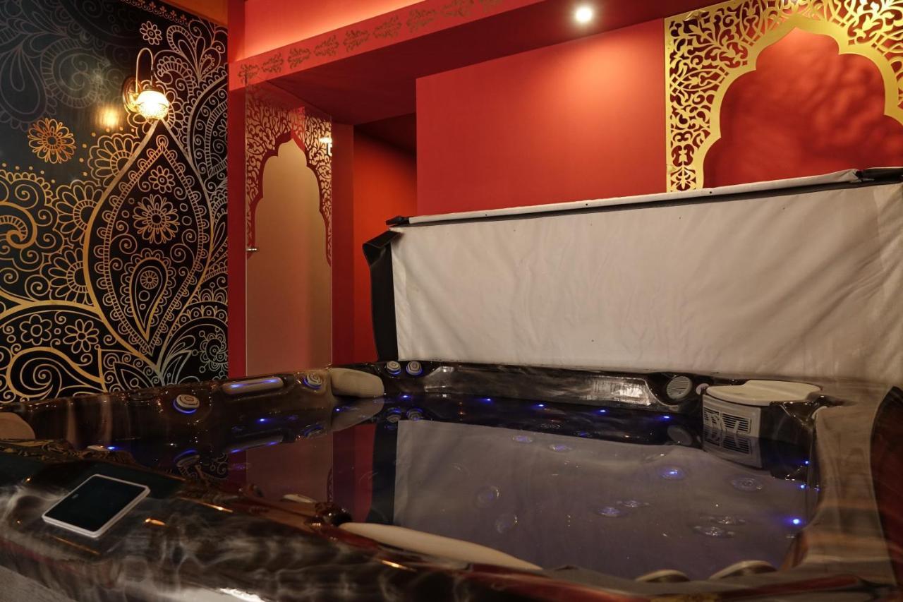 גיולה Guest House Romantika Panzio מראה חיצוני תמונה