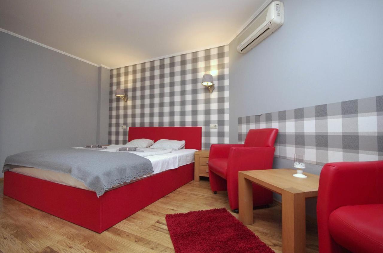 גיולה Guest House Romantika Panzio מראה חיצוני תמונה