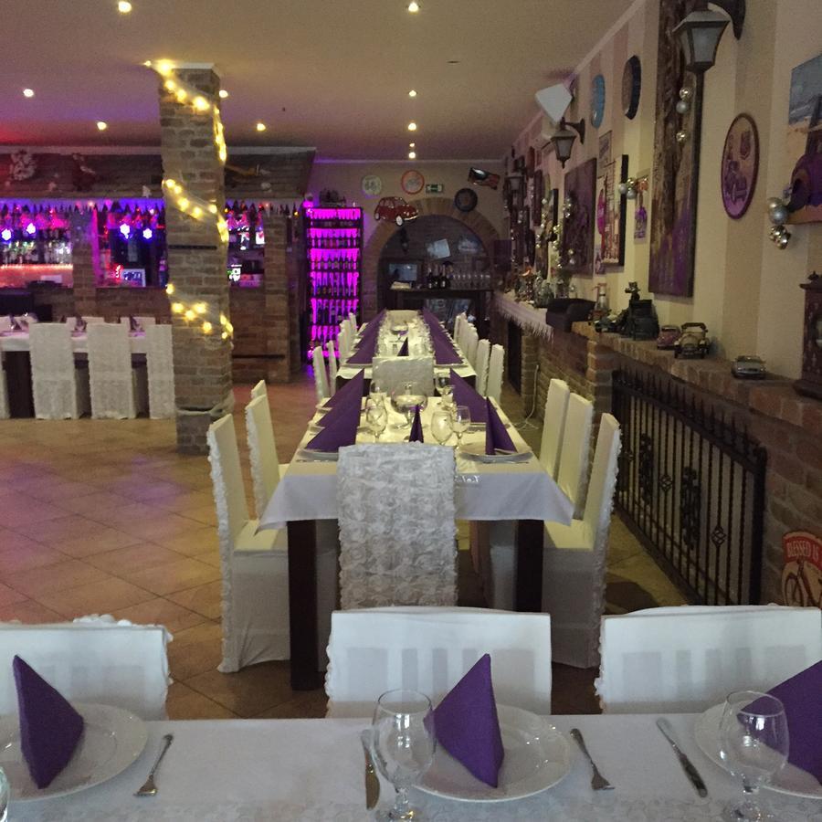 גיולה Guest House Romantika Panzio מראה חיצוני תמונה