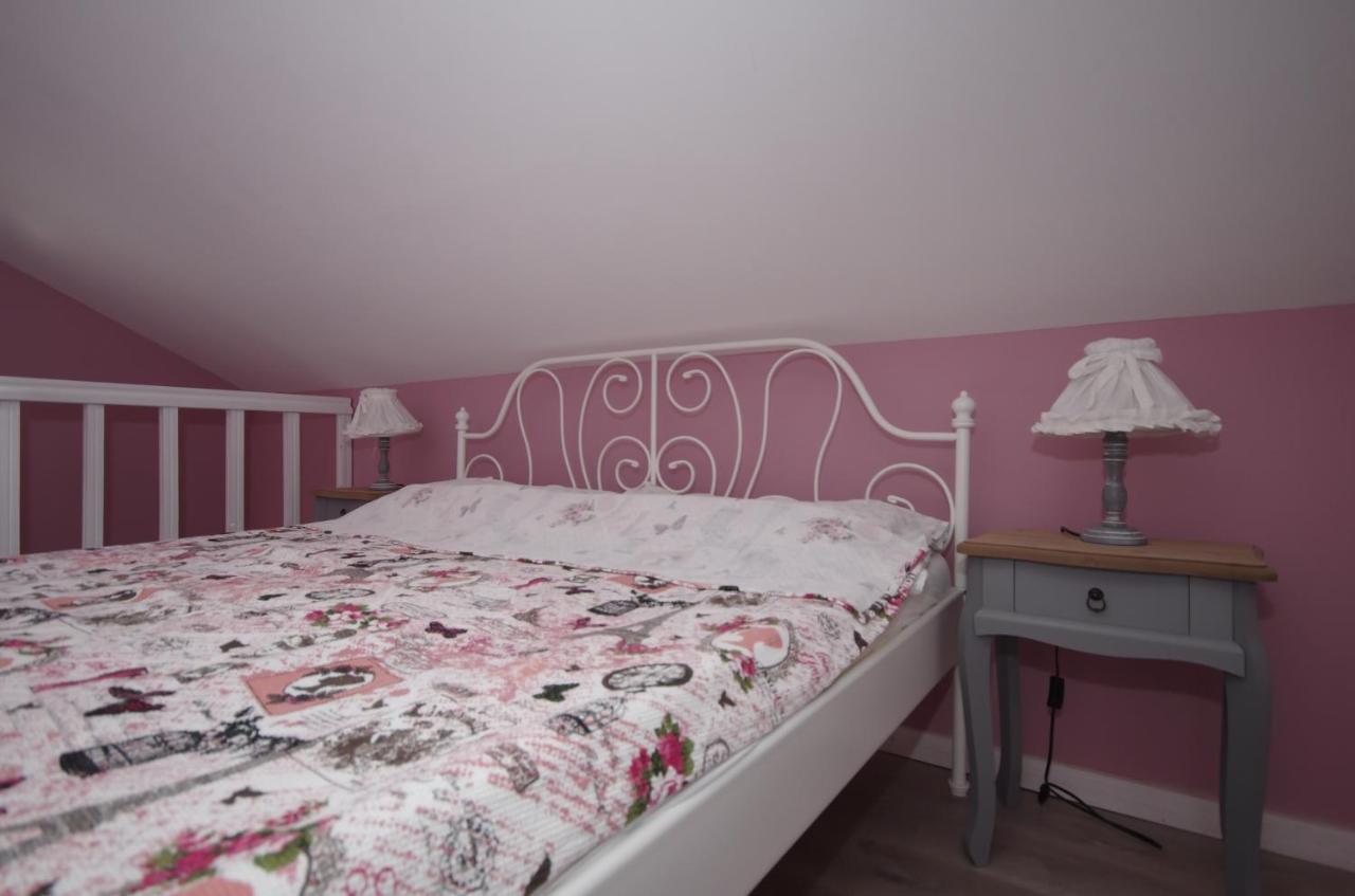 גיולה Guest House Romantika Panzio מראה חיצוני תמונה