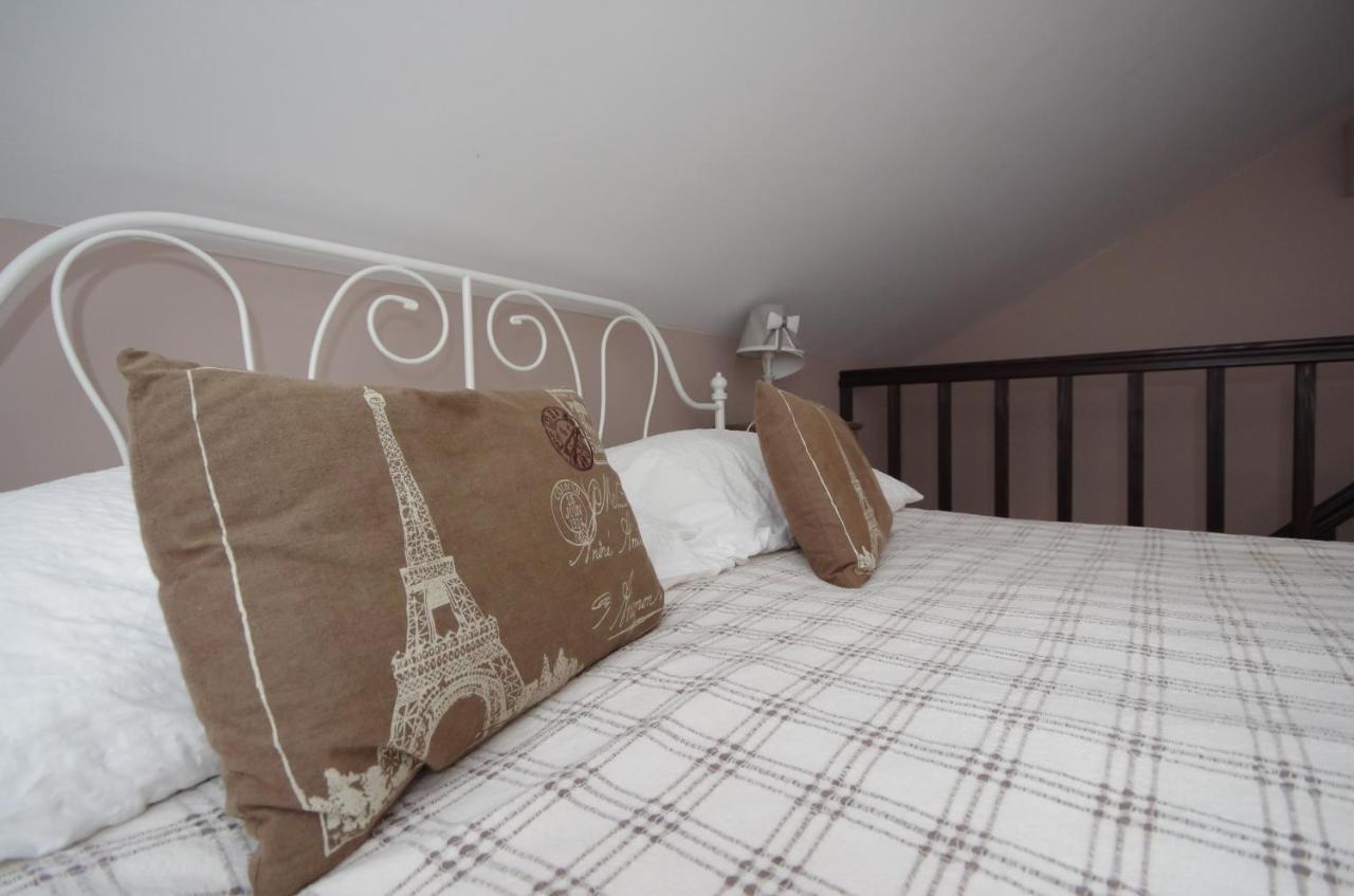 גיולה Guest House Romantika Panzio מראה חיצוני תמונה